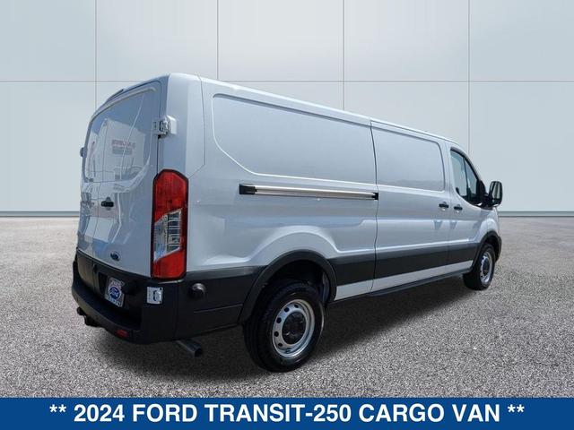 Photo of 2024 OXFORD WHITE Ford Transit-250