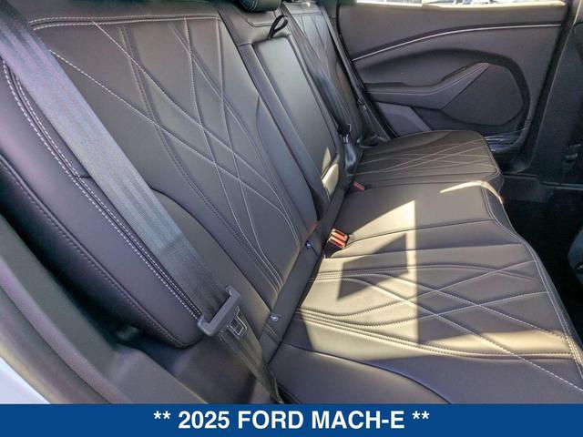 Photo of 2025 STAR WHITE METALLIC Ford Mustang Mach-E