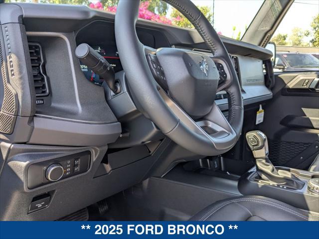 Photo of 2025 VELOCITY BLUE METALLIC Ford Bronco