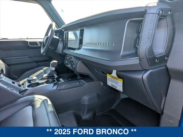 Photo of 2025 VELOCITY BLUE METALLIC Ford Bronco