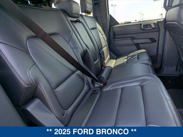 Photo of 2025 VELOCITY BLUE METALLIC Ford Bronco
