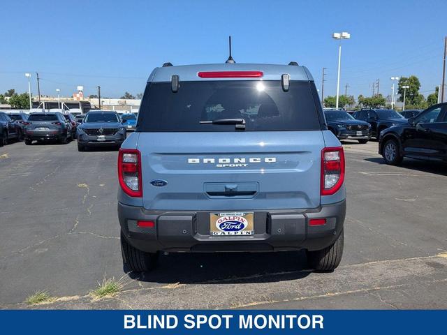 Photo of 2025 AZURE GRAY METALLIC Ford Bronco Sport
