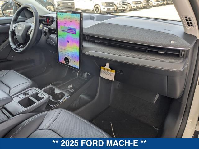 Photo of 2025 STAR WHITE METALLIC Ford Mustang Mach-E