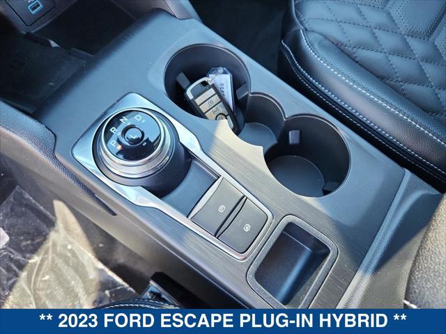 Photo of 2023 Agate Black Metallic Ford Escape PHEV