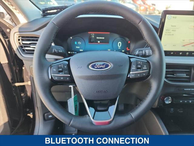 Photo of 2023 Agate Black Metallic Ford Escape PHEV