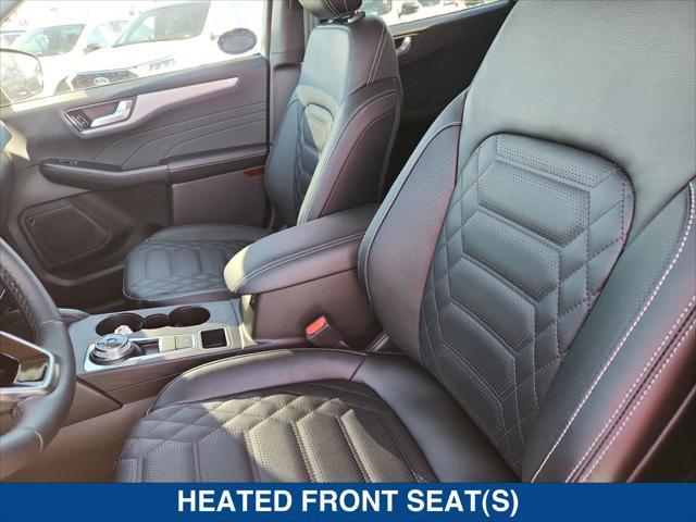 Photo of 2023 Agate Black Metallic Ford Escape PHEV