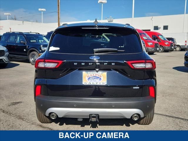 Photo of 2023 Agate Black Metallic Ford Escape PHEV