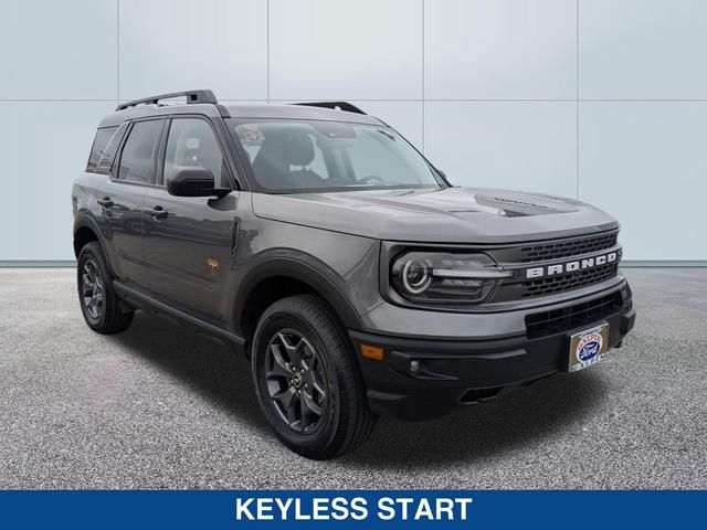 Photo of 2022 CARBONIZED GRAY METALLIC Ford Bronco Sport