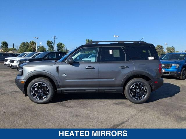 Photo of 2025 CARBONIZED GRAY METALLIC Ford Bronco Sport