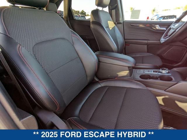 Photo of 2025 AGATE BLACK METALLIC Ford Escape