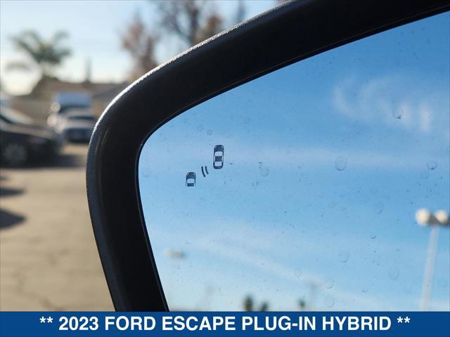 Photo of 2023 Agate Black Metallic Ford Escape PHEV
