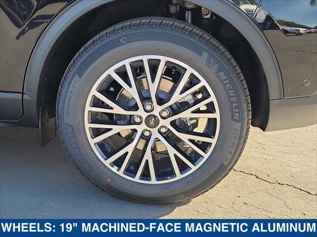 Photo of 2023 Agate Black Metallic Ford Escape PHEV