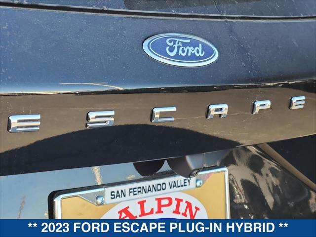 Photo of 2023 Agate Black Metallic Ford Escape PHEV