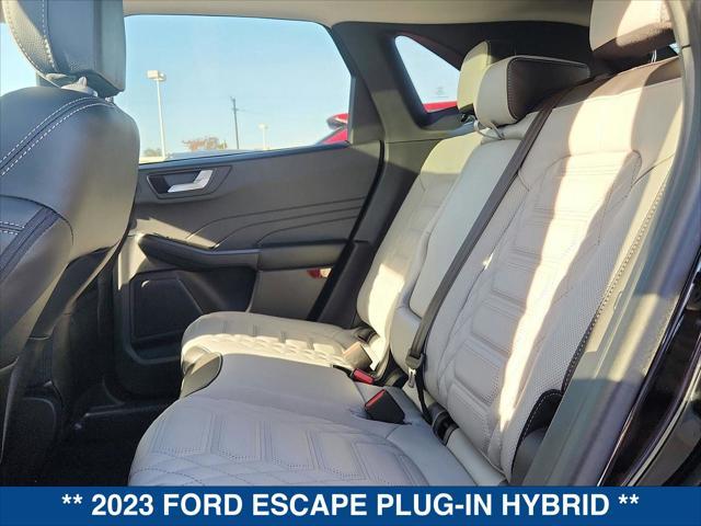Photo of 2023 Agate Black Metallic Ford Escape PHEV