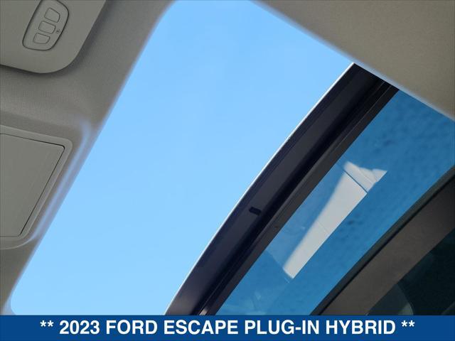 Photo of 2023 Agate Black Metallic Ford Escape PHEV