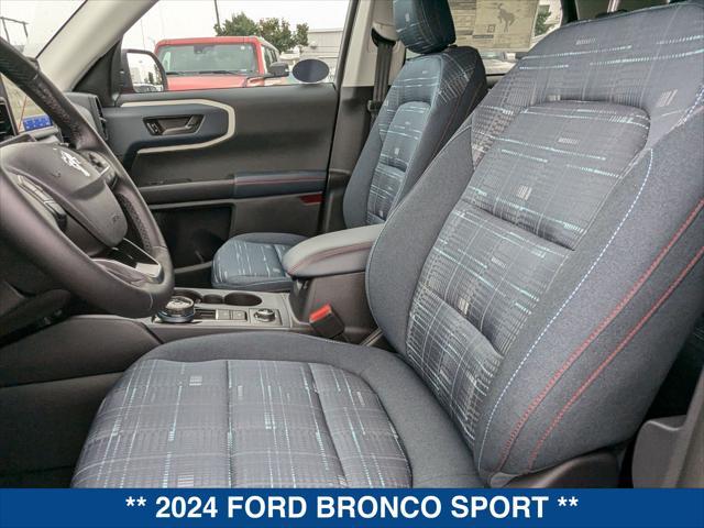 Photo of 2024 HOT PEPPER RED METALLIC TC Ford Bronco Sport