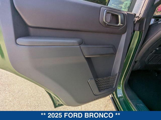 Photo of 2025 ERUPTION GREEN METALLIC Ford Bronco