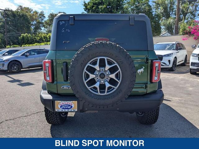 Photo of 2025 ERUPTION GREEN METALLIC Ford Bronco