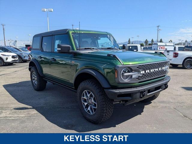 Photo of 2025 ERUPTION GREEN METALLIC Ford Bronco