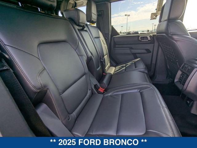 Photo of 2025 ERUPTION GREEN METALLIC Ford Bronco