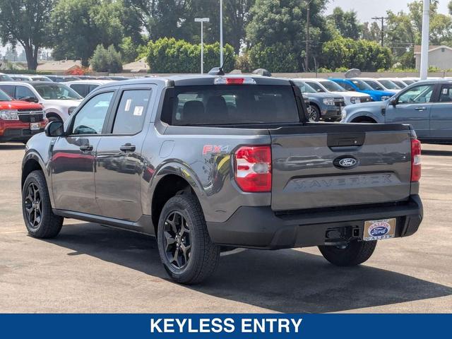Photo of 2025 CARBONIZED GRAY METALLIC Ford Maverick