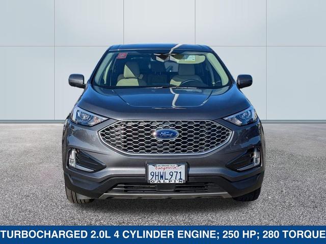 Photo of 2023 CARBONIZED GRAY Ford Edge