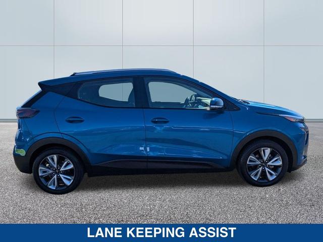 Photo of 2022 Bright Blue Metallic Chevrolet Bolt EUV