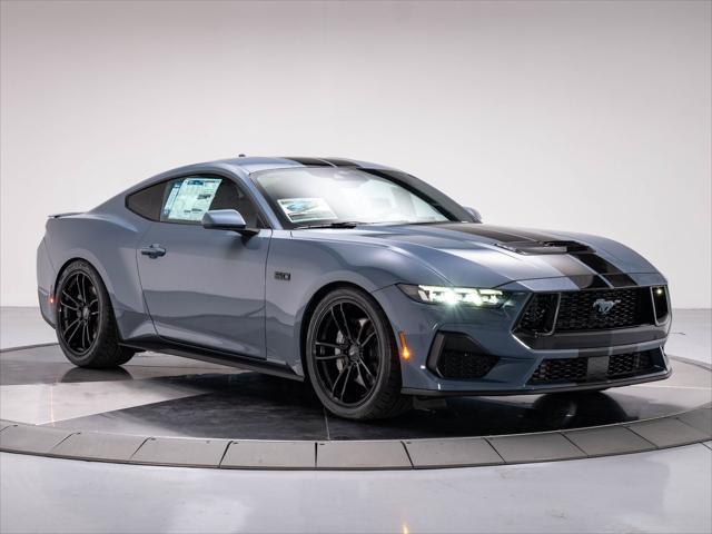 Photo of 2025 VAPOR BLUE METALLIC Ford Mustang