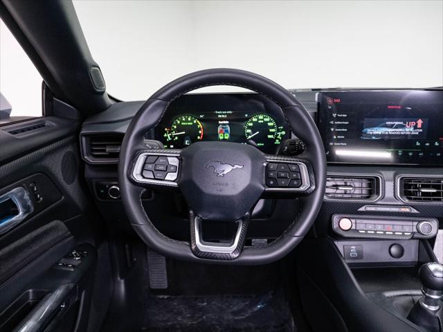 Photo of 2025 VAPOR BLUE METALLIC Ford Mustang