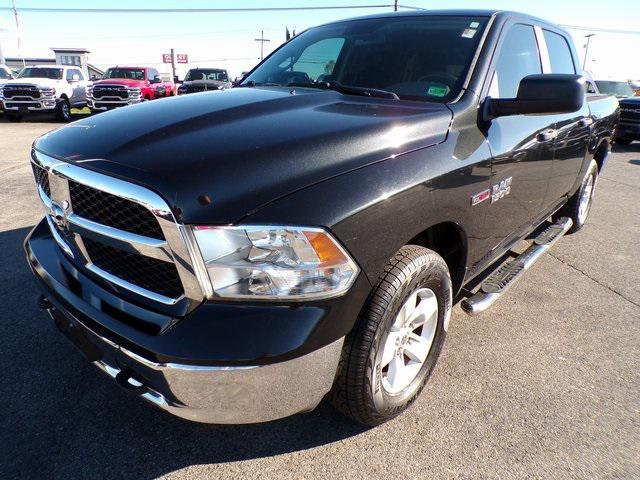 Photo of 2015 Brilliant Black Crystal Pearlcoat RAM 1500