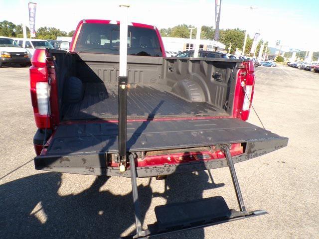 Photo of 2017 Ruby Red Metallic Ford F-350