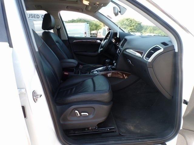 Photo of 2015 Ibis White Audi Q5