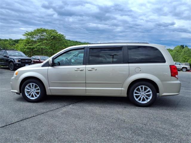 Photo of 2014 Cashmere/Sandstone Pearlcoat Dodge Grand Caravan