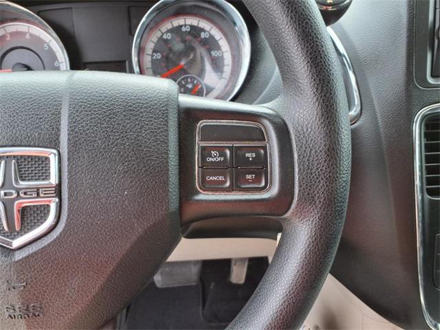 Photo of 2014 Cashmere/Sandstone Pearlcoat Dodge Grand Caravan