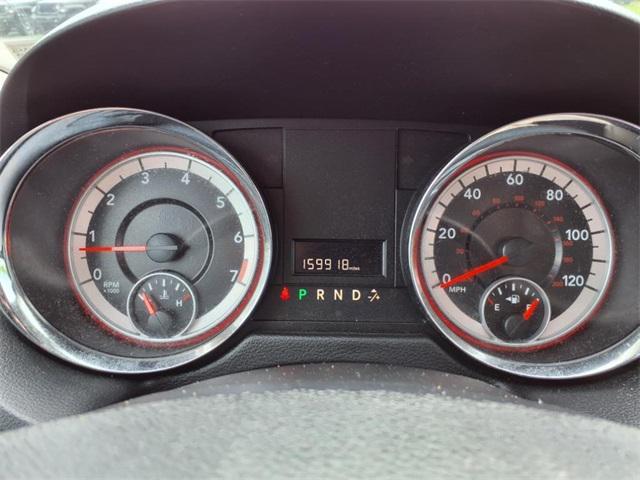 Photo of 2014 Cashmere/Sandstone Pearlcoat Dodge Grand Caravan