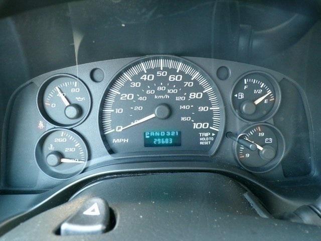 Photo of 2005 Summit White Chevrolet Express 3500