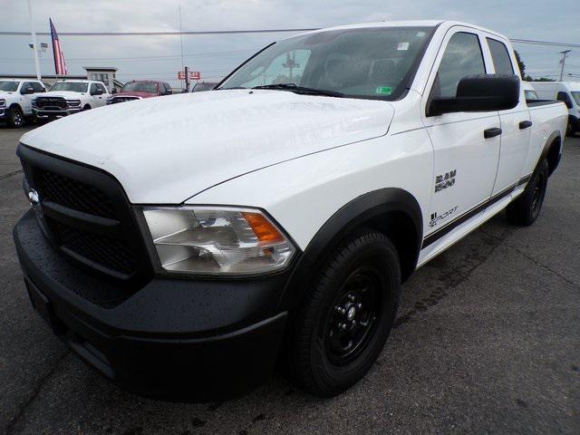 Photo of 2017 Bright White Clearcoat RAM 1500