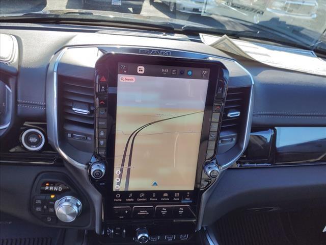 Photo of 2025 Diamond Black Crystal Pearlcoat RAM 1500