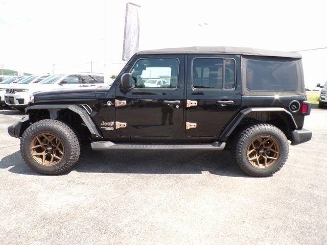 Photo of 2018 Black Clearcoat Jeep Wrangler Unlimited
