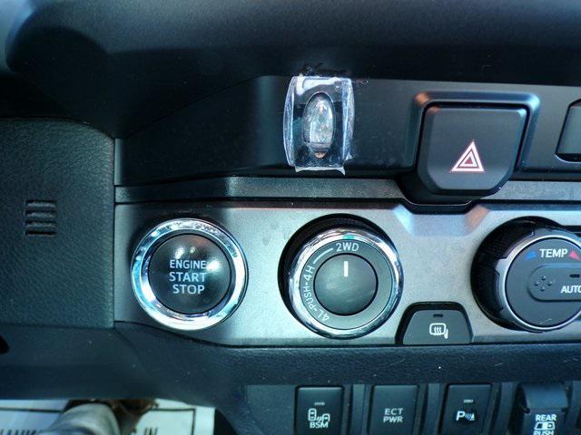 Photo of 2020 Gray Toyota Tacoma
