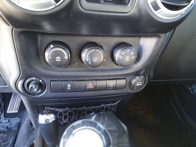 Photo of 2014 Anvil Clear Coat Jeep Wrangler Unlimited