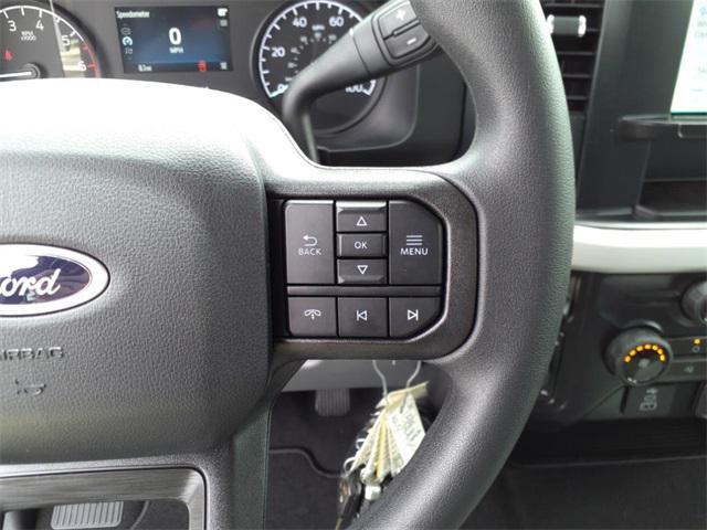 Photo of 2025 Oxford White Ford F-350