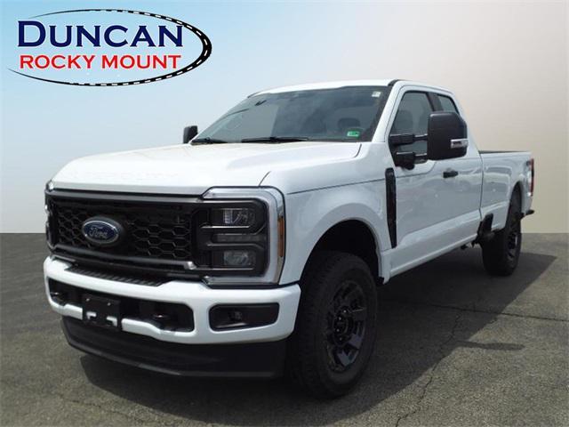 Photo of 2025 Oxford White Ford F-350