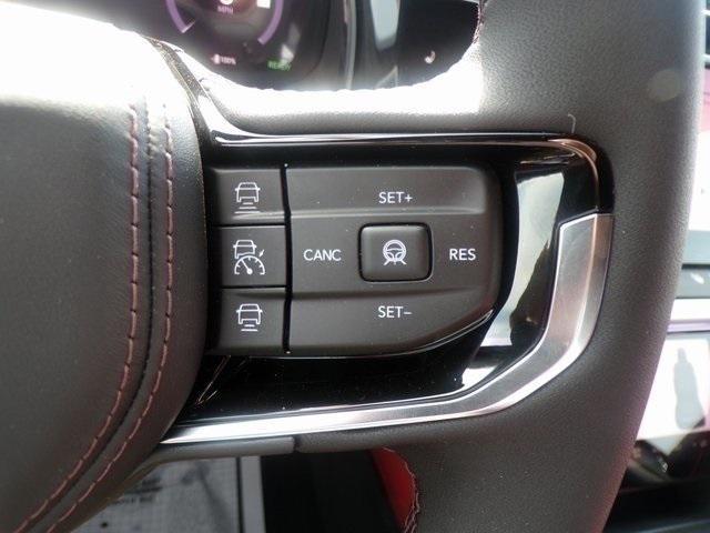 Photo of 2025 Diamond Black Crystal Pearlcoat Jeep Wagoneer S
