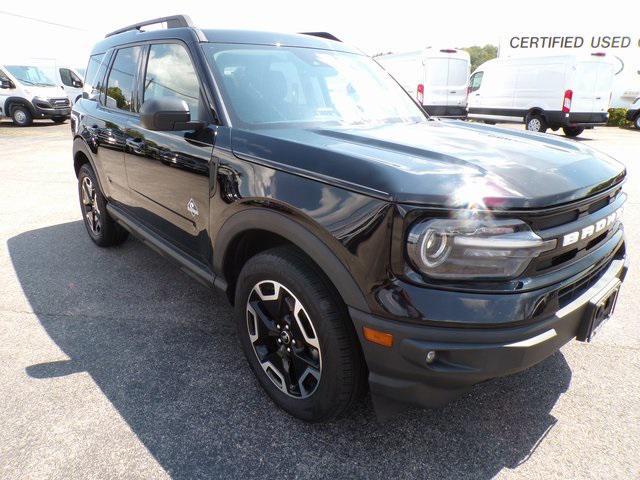 Photo of 2021 Shadow Black Ford Bronco Sport