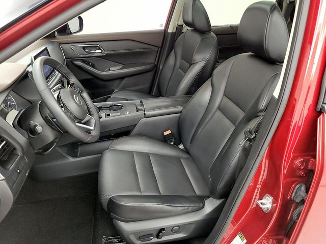 Photo of 2021 Red Nissan Rogue