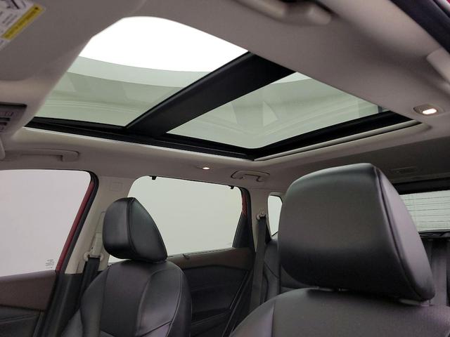 Photo of 2021 Red Nissan Rogue