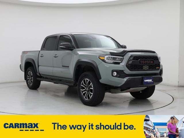 Photo of 2022 Green Toyota Tacoma