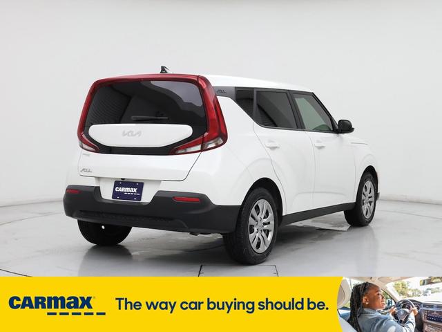 Photo of 2022 White Kia Soul