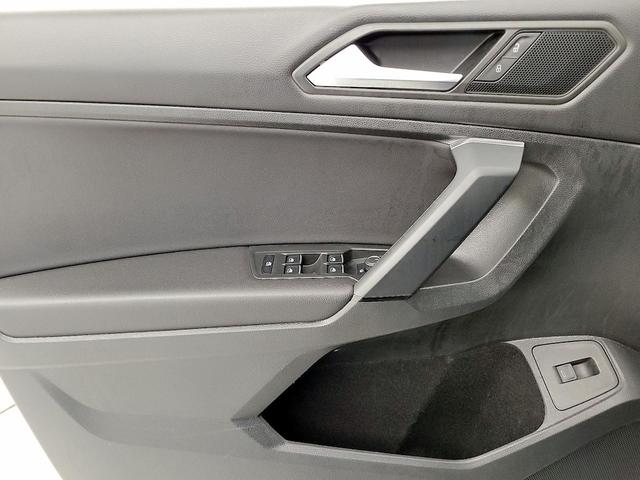 Photo of 2019 Blue Volkswagen Tiguan